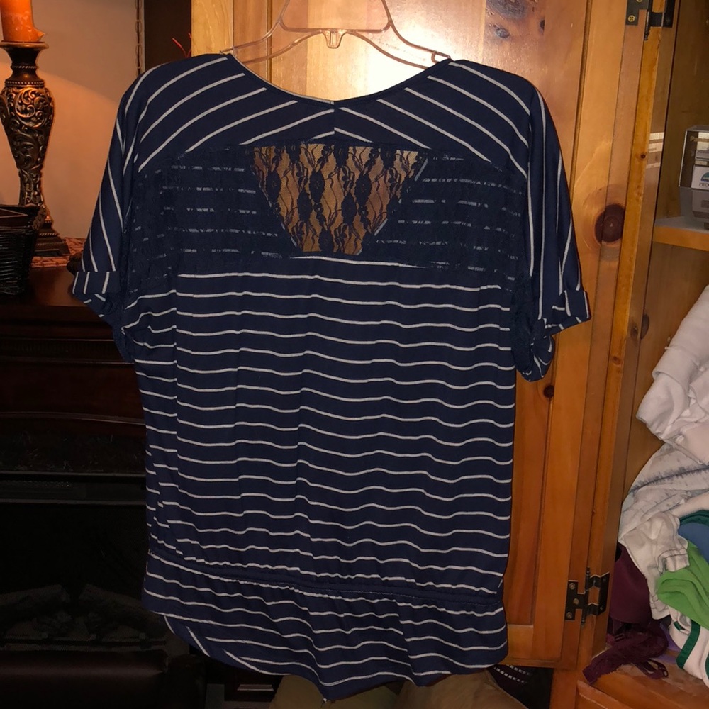 Blouse - Picture 3 of 3